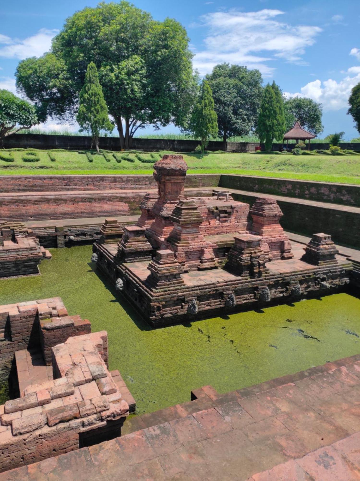 Апартаменты Grha Pawitra Trowulan Экстерьер фото