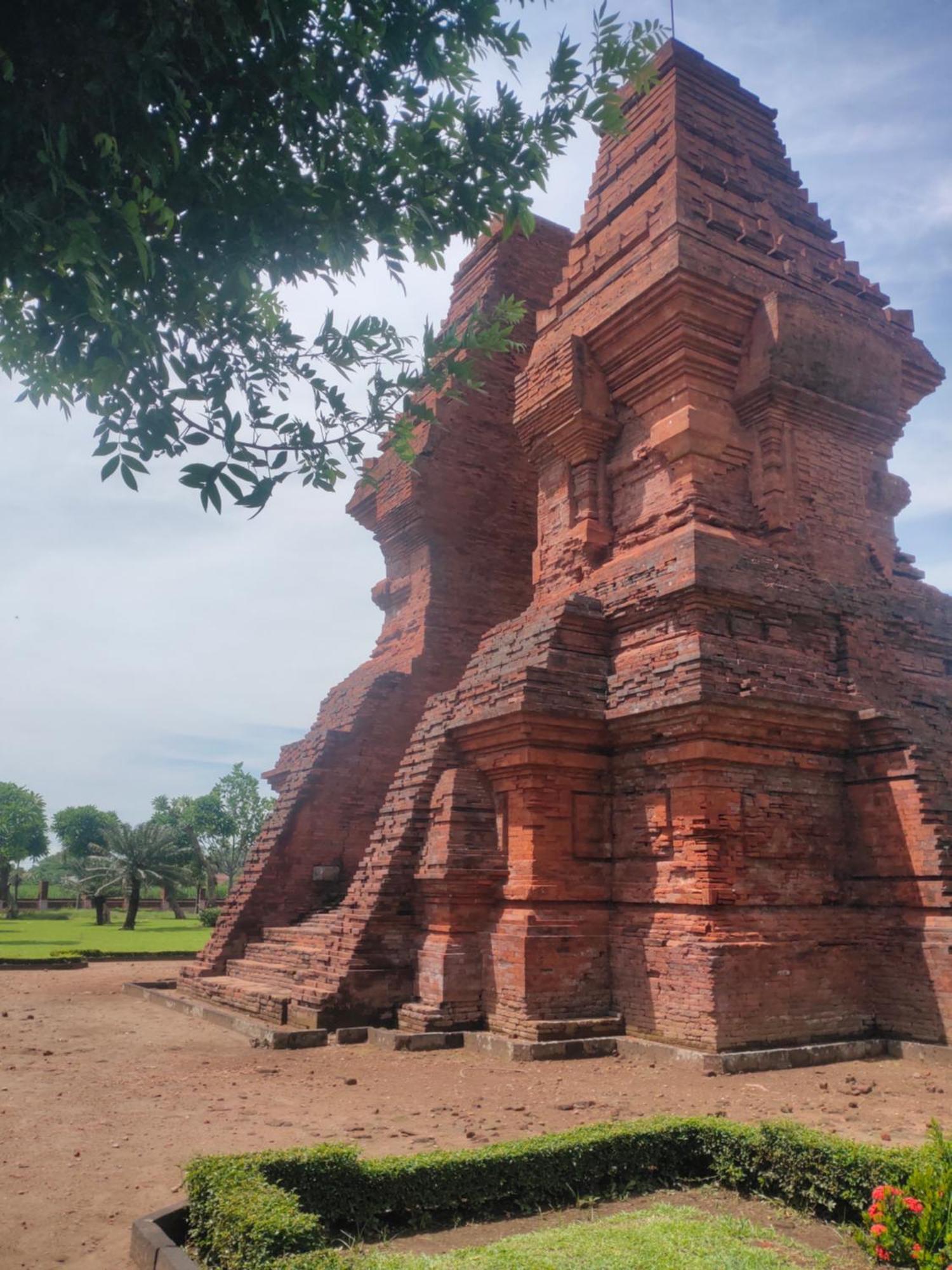 Апартаменты Grha Pawitra Trowulan Экстерьер фото
